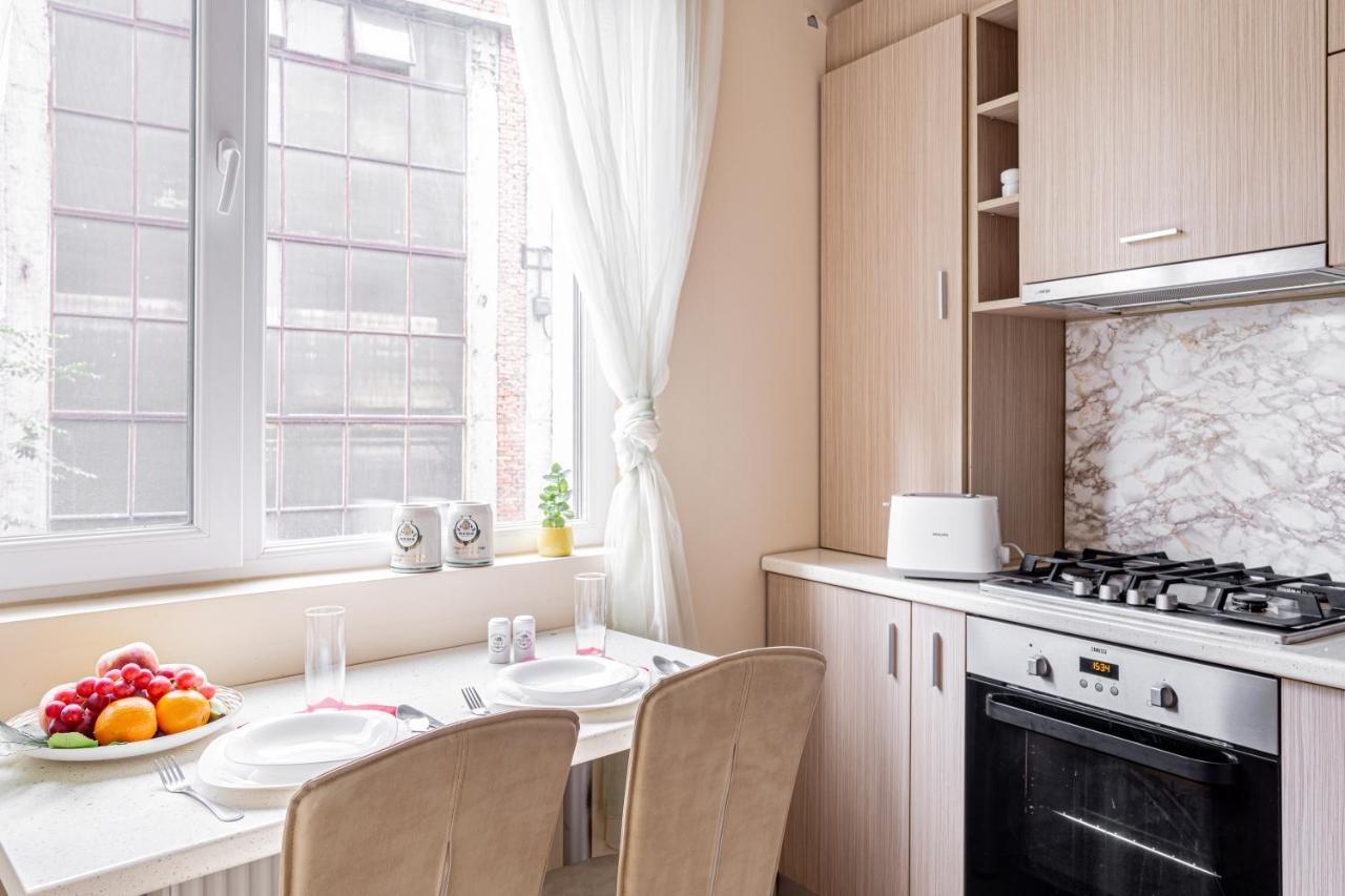 Ari Blue Apartment Ared In Kaufland Complex Arad Buitenkant foto