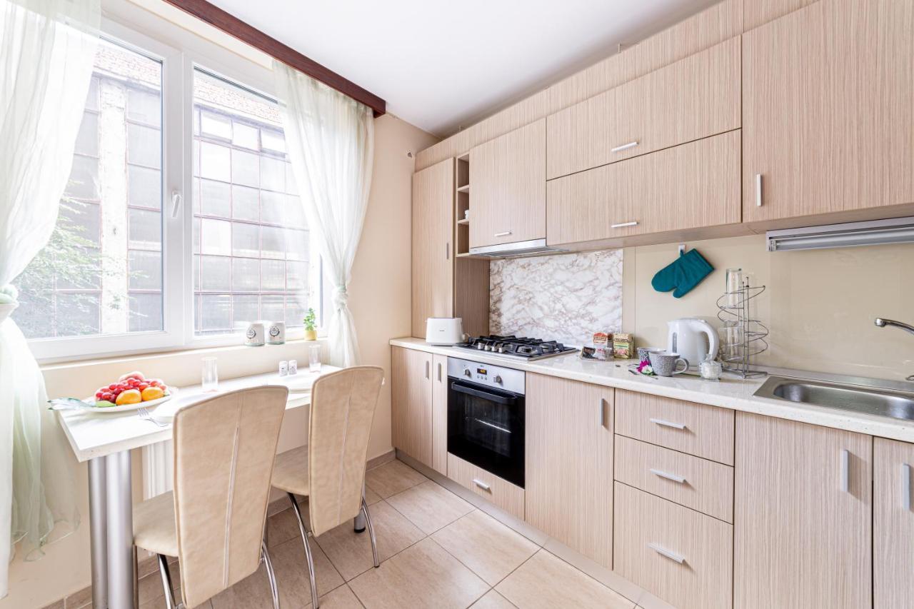 Ari Blue Apartment Ared In Kaufland Complex Arad Buitenkant foto